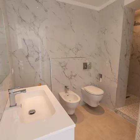 8gb - Magnifique 3p Dernier Etage Face Menton