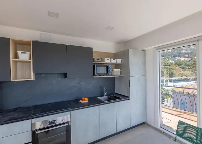 8gb - Magnifique 3p Dernier Etage Face